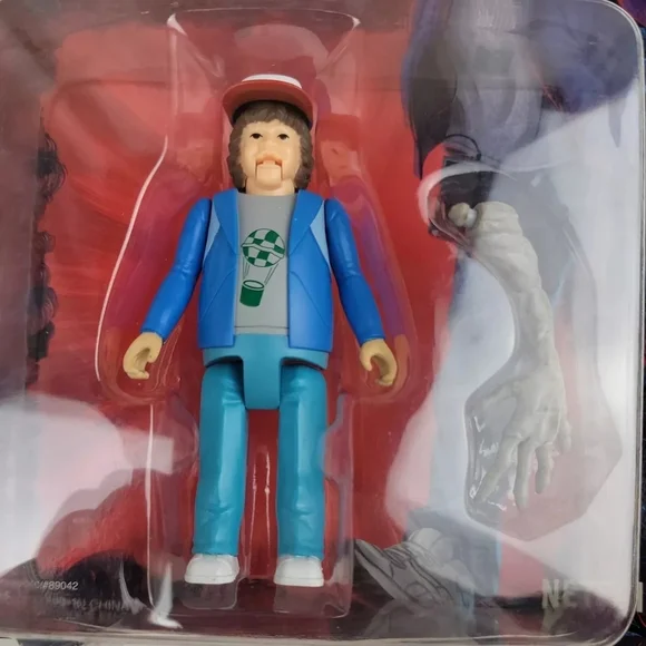 Dustin, The Bard - Stranger Things 4" Bandai 2021 Exclusive No. 2 Netflix - Picture 2 of 4